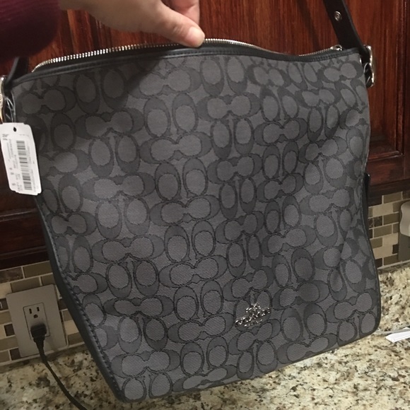 Coach Handbags - Coach new size medium It’s come with dust bag